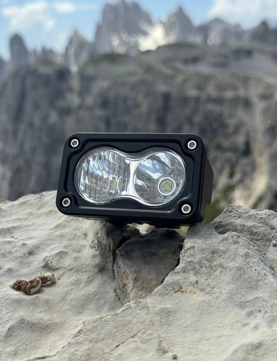 Battery Powered Baja Light (V2)